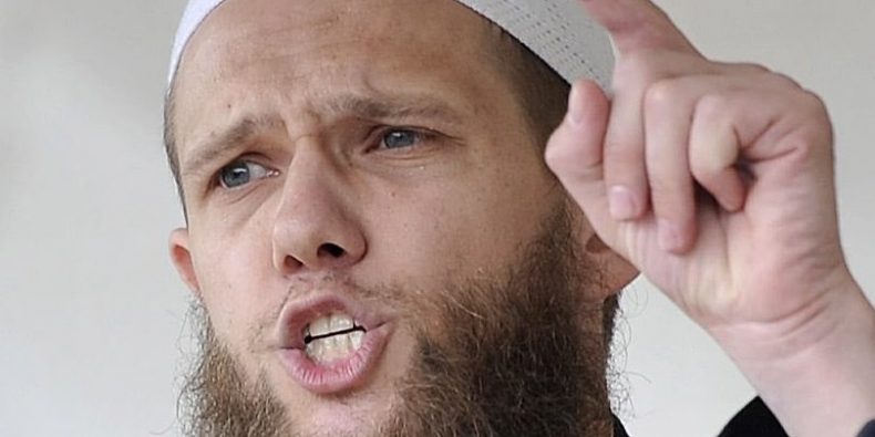 محاكمة الداعية السلفي سفن لاو بتهمة دعم الإرهاب في ألمانيا