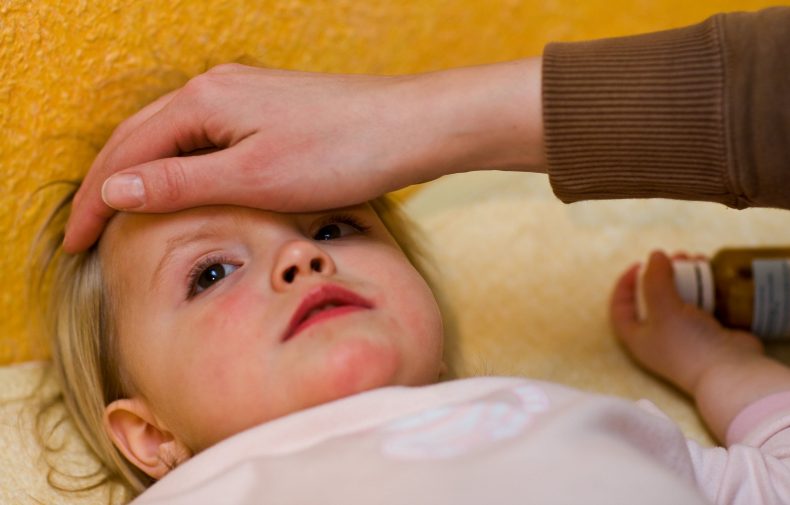 أدوية الإنفلونزا قد تشكل خطرا على طفلك المريض بالقلب!