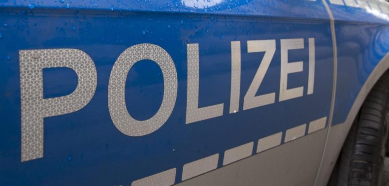 الشرطة الألمانية تطلب من أطباء هامبورج المساعدة في اعتقال مرتكبي حادث مقتل شاب طعنا بالمدينة