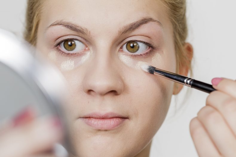 الهالات السوداء .. متى تستلزم استشارة الطبيب؟