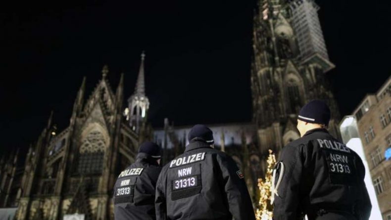 الشرطة الألمانية تلغي مظاهرة للحزب القومي اليميني في ليلة رأس السنة في كولونيا