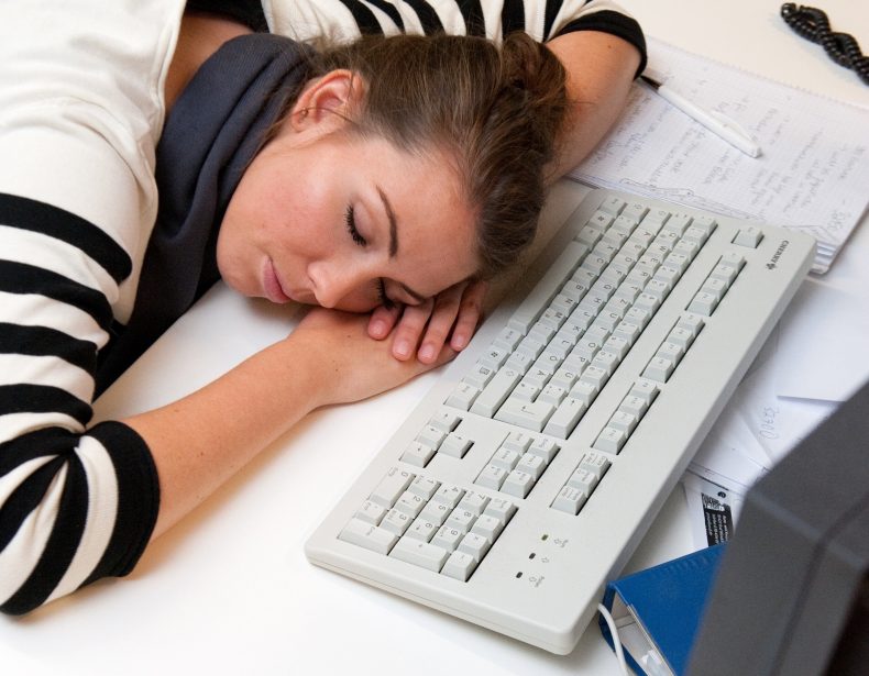 ما المدة الصحيحة للغفوة أثناء العمل؟